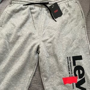 Levi’s men’s sweatpants NWT
